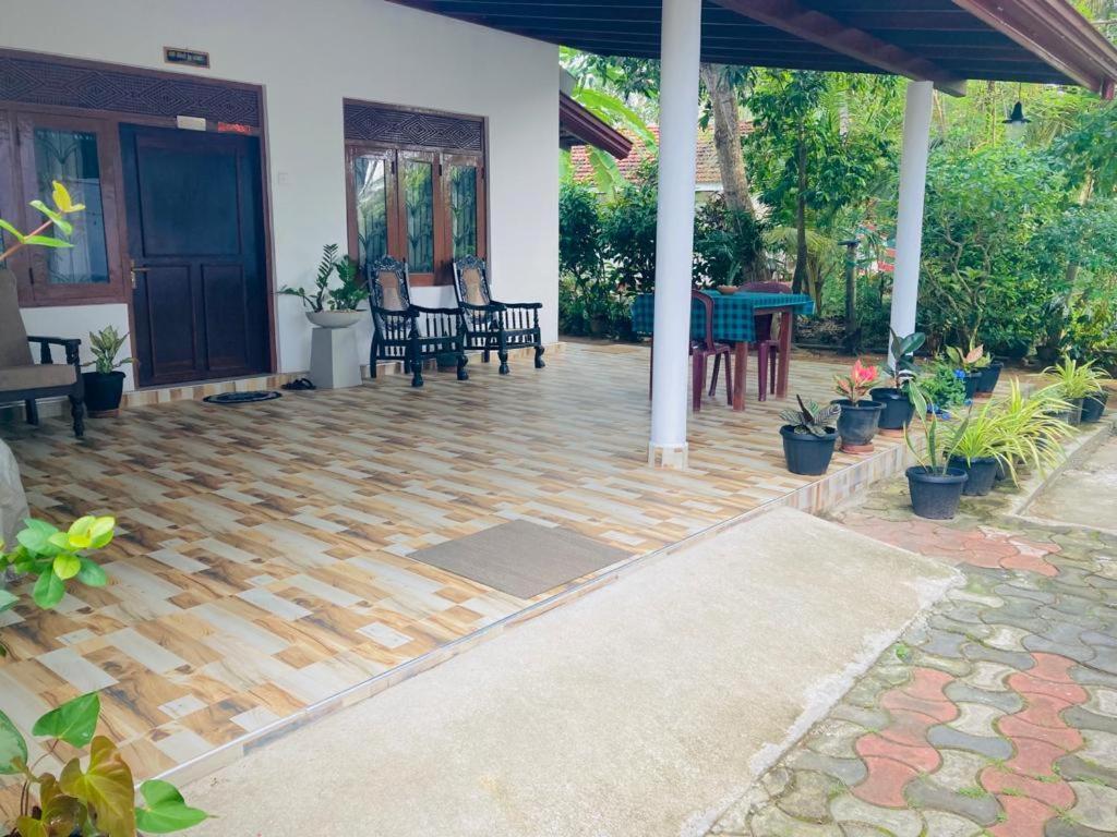 Ameena Homestay Tangalle Zewnętrze zdjęcie